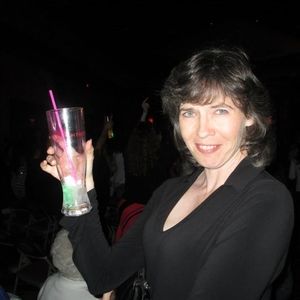 Meet your Posher, Cara